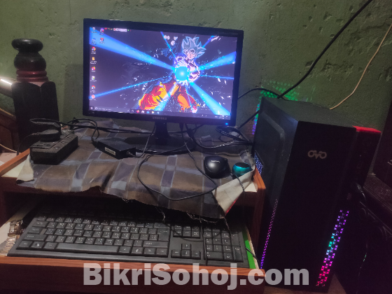 কম্পিউটার বিক্রি হবে।